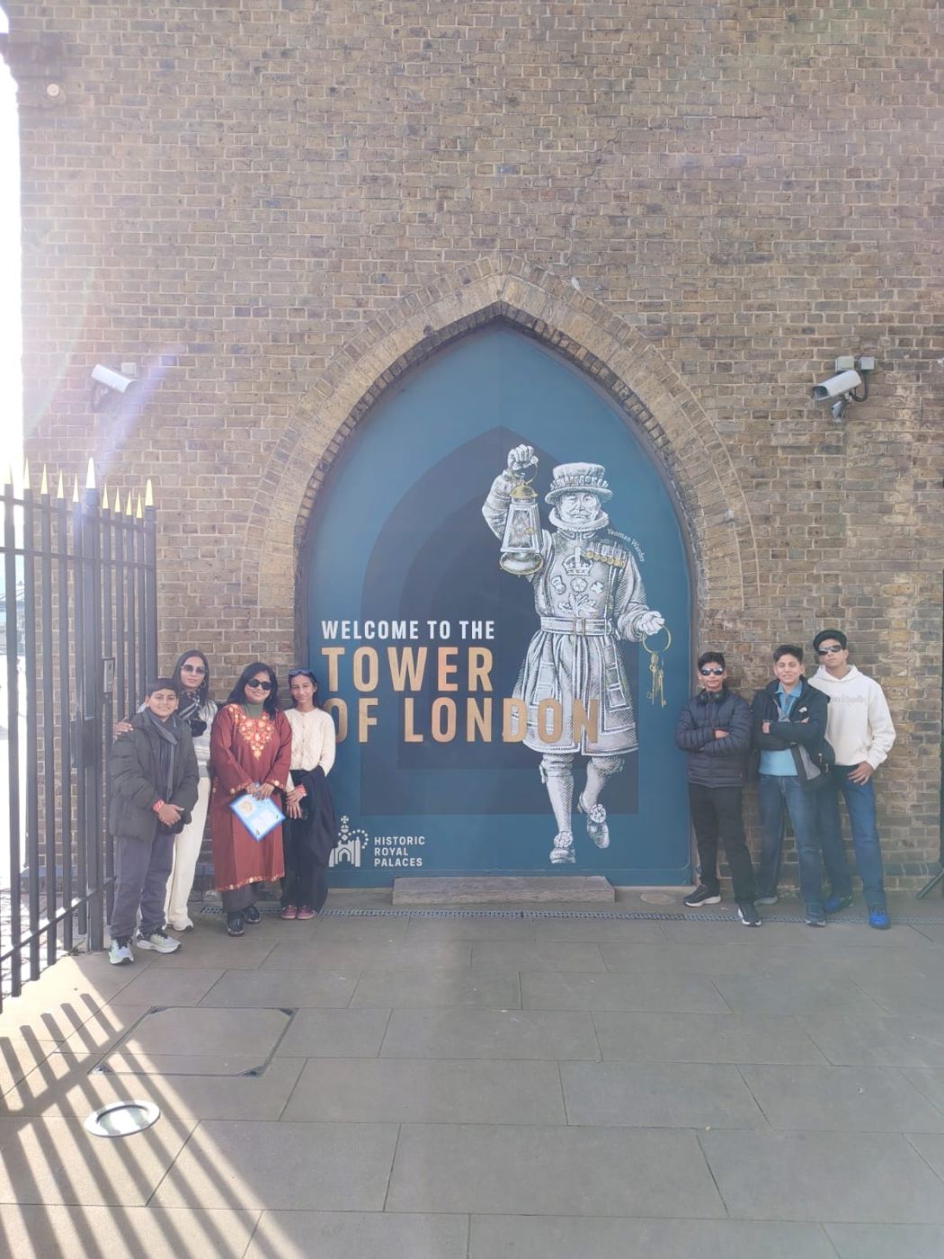 Delegation visit to the Tower of London